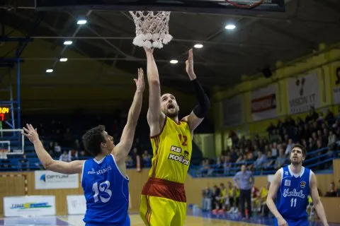 KB Košice vs. VŠEMvs Karlovka Bratislava