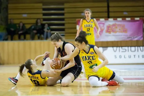 Young Angels Košice – Sparta&K Vidnoje (Rus.)