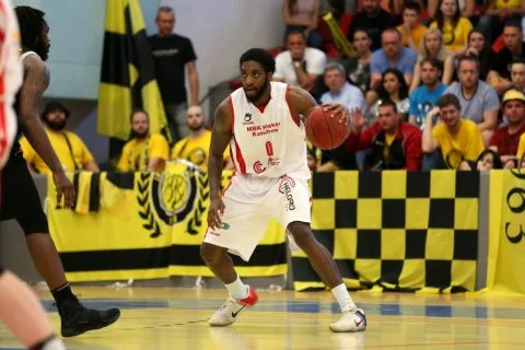 MBK Rieker Com-therm Komárno vs BK Inter Bratislava, 4. zápas finále PO