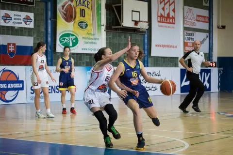 Majstrovstvá SR mladších žiačok 2017 – BK ŠKP 08 Banská Bystrica – YOUNG ANGELS 2004 Košice