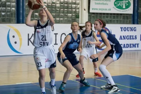 Majstrovstvá SR žiačok 2017: ŠBK Spišská Nová Ves – BKM Junior UKF Nitra