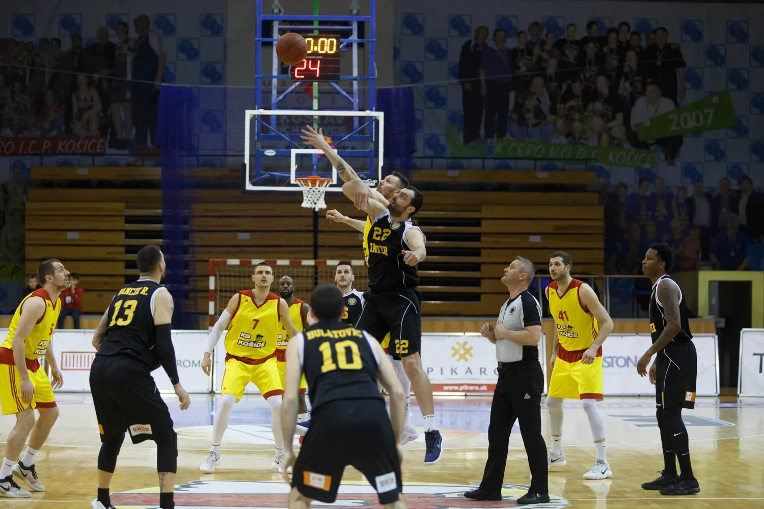 KB Košice vs. BK Inter Bratislava – foto 4