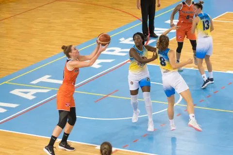 Piešťanské Čajky vs. MBK Ružomberok