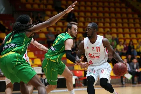 BK Levickí Patrioti vs. MBK Rieker COM-therm Komárno, 2. štvrťfinále SP