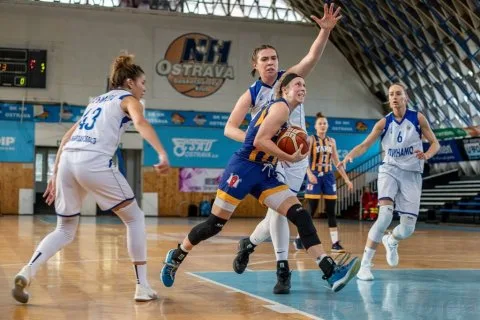 YOUNG ANGELS Košice, Turnaj Ostrva, EWBL 2019/20;