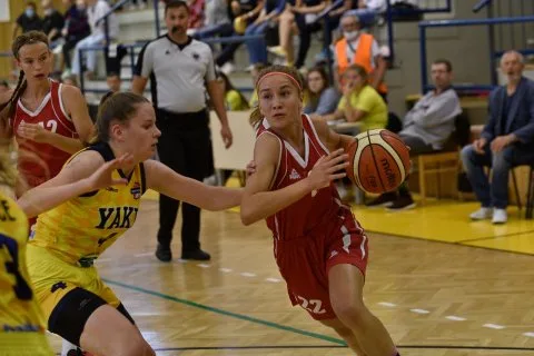 M-SR Staršie žiačky: Young Angels U15 Košice vs. BK Klokani Ivánka pri Dunaji