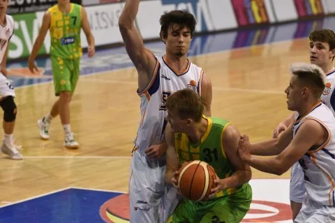 M-SR Juniori: BK 04 AC LB SNV vs. ŠBK Junior Levice