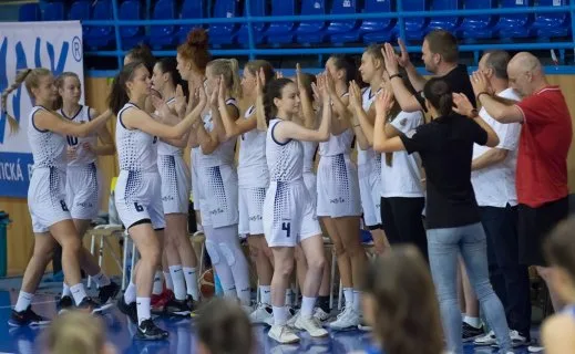 M-SR Juniorky: ZŠ Zvolen – ŠKP 08 B.Bystrica vs. ŠKBD Spišská Nová Ves