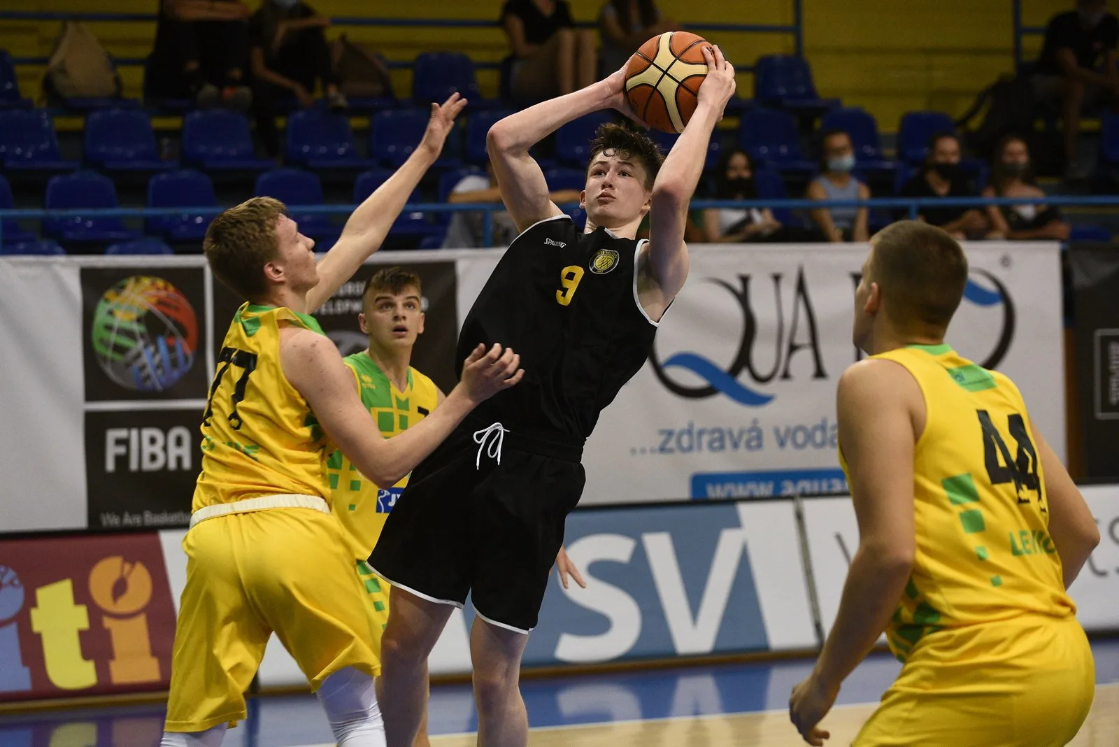 M-SR Juniori: ŠBK Junior Levice vs. Inter Bratislava – foto 4