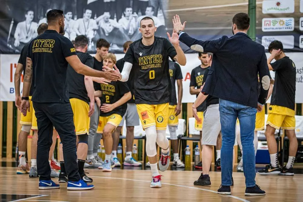 Inter Bratislava vs. BC Prievidza – foto 3