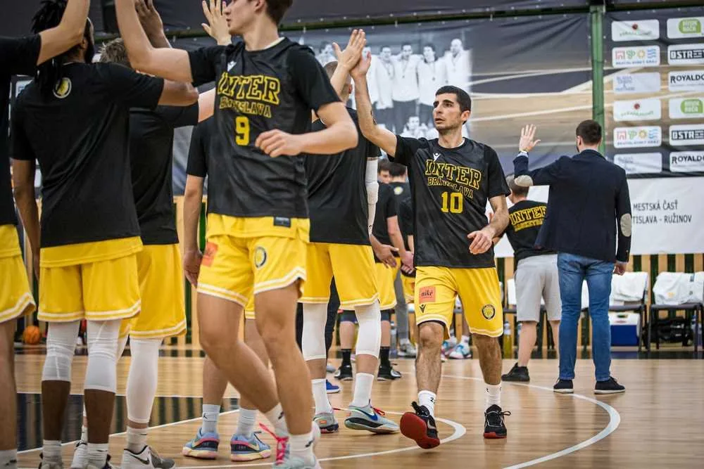 Inter Bratislava vs. BC Prievidza – foto 5