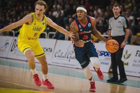 Patrioti Levice vs. CSM CSU Oradea (ROU)