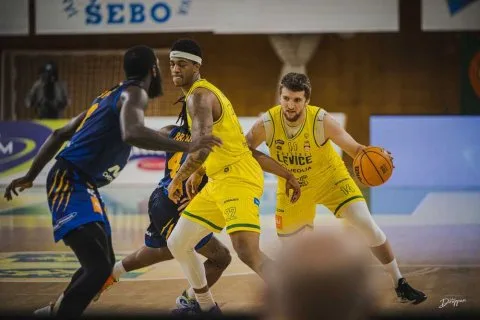 Patrioti Levice vs. Iskra Svit