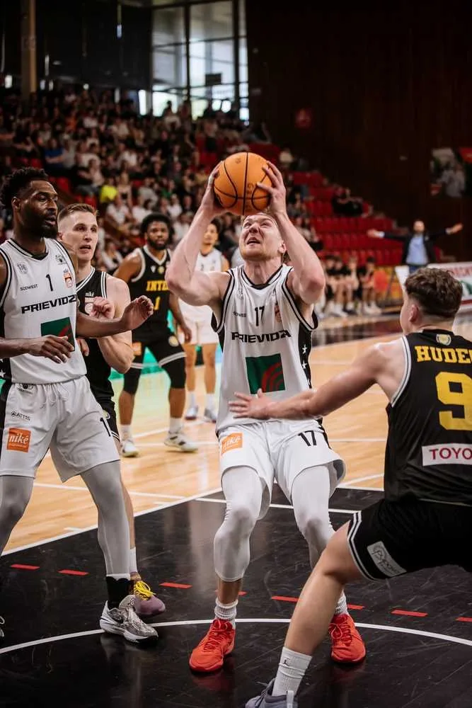 BC Prievidza vs. Inter Bratislava – foto 21
