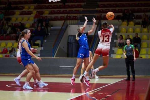 Slávia ŠKP Banská Bystrica vs. BK Klokani Ivanka pri Dunaji