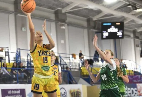 YOUNG ANGELS Košice U14 vs. SBŚ Třinec U14 (CZE), MEL/BasketGirls®