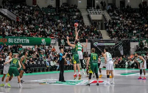 Bursaspor (TUR) vs. Patrioti Levice, FIBA Europe Cup