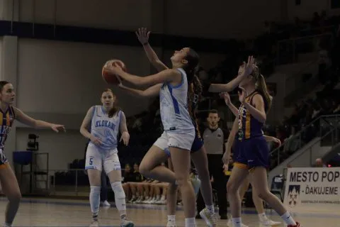 KLOKANI Ivanka pri Dunaji U16 vs. YOUNG ANGELS Košice U16, MEL/BasketGirls