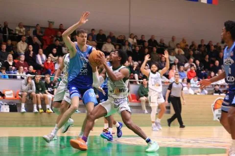 MBK BANÍK Handlová vs. Nitra Blue Wings