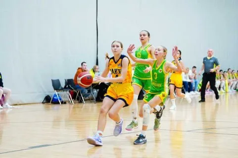 YOUNG ANGELS Košice U14 vs. Soproni DARAZSAK Academy U14 (HUN), MEL/BasketGirls