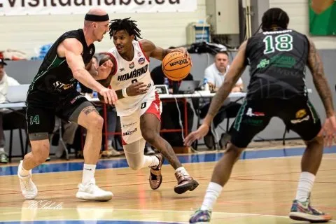 BC Komárno vs. MBK BANÍK Handlová