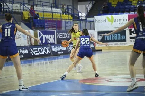 ŠBK Sadská U16 (CZE) vs. YOUNG ANGELS Košice U16, MEL/BasketGirls