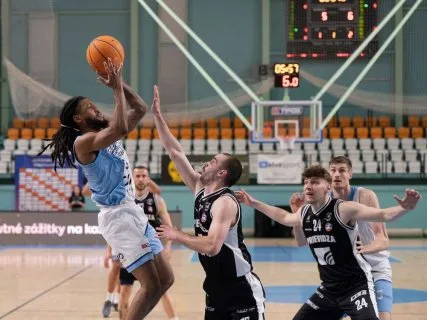 Nitra Blue Wings vs. BC Prievidza