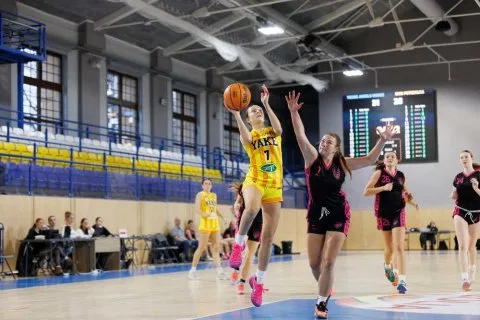 YOUNG ANGELS Košice U16 vs. BKM Petržalka U16, MEL/BasketGirls®