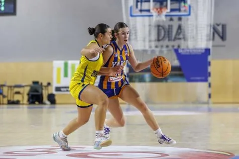 LIBERTAS Moncalieri U16 (ITA) vs. YOUNG ANGELS Košice U16, MEL/BasketGirls®