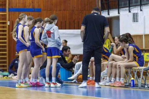 RÁTGÉBER Pécs (HUN) vs. YOUNG ANGELS Košice (SVK), MEL/BasketGirls®
