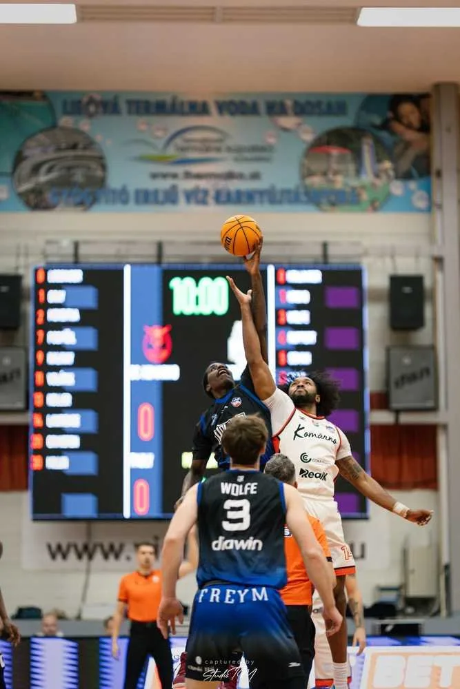 BC Komárno vs. Košice Wolves – foto 10