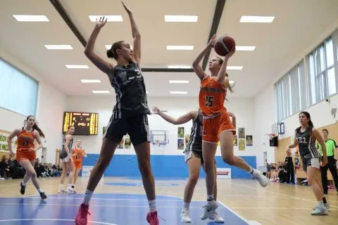 Kungsholmen BBK U15 (SWE) vs. MBK Ružomberok U15, MEL/BasketGirls®