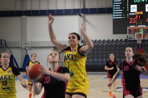 YOUNG ANGELS Košice U14 vs. BKM Petržalka FIVE STARS U14, MEL/BasketGirls®