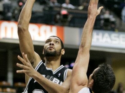 Fotogaléria k nočným stretnutiam NBA z 21. februára