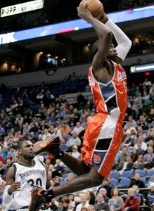 Hráčmi týždňa NBA McGrady a Richardson