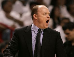 Milwaukee Bucks bude viesť prísny Skiles