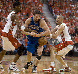 Fotogaléria k nočným stretnutiam NBA z 24. apríla