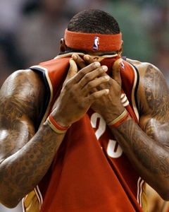 Fotogaléria k nočným stretnutiam NBA zo 6. mája