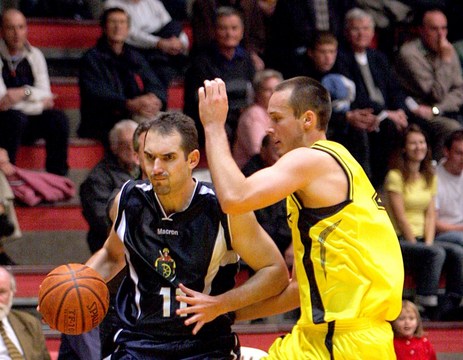 Štefánik predĺžil v Handlovej, prichádza Števula