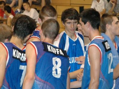 Osemnástka uspela, hráči však potrebujú extraligové skúsenosti