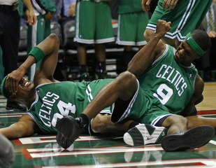 Fotogaléria k nočným stretnutiam NBA z 15. novembra