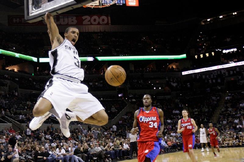 Fotogaléria k nočným duelom NBA z 8. januára