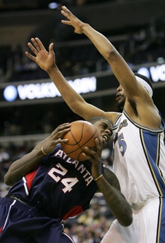 Fotogaléria k nočným stretnutiam NBA z 2. marca