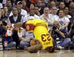 Fotogaléria k nočným stretnutiam NBA z 12. marca