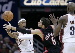 Fotogaléria k nočným stretnutiam NBA z 19. marca