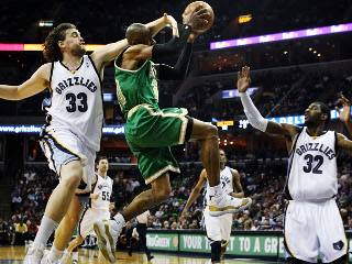 Fotogaléria k nočným stretnutiam NBA z 21. marca