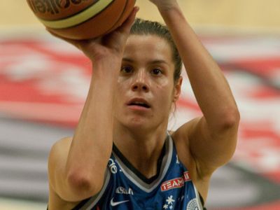 Fabianová majsterkou Švédska v drese Solna Vikings