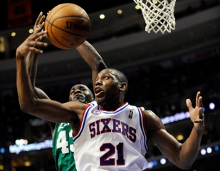 Utorňajšie triumfy Atlanty, Bostonu a Lakers