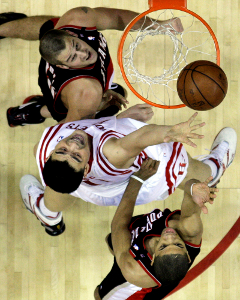 Fotogaléria k nočným stretnutiam NBA z 24. apríla