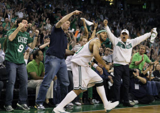Do 2. kola play-off napokon aj obhajca Boston